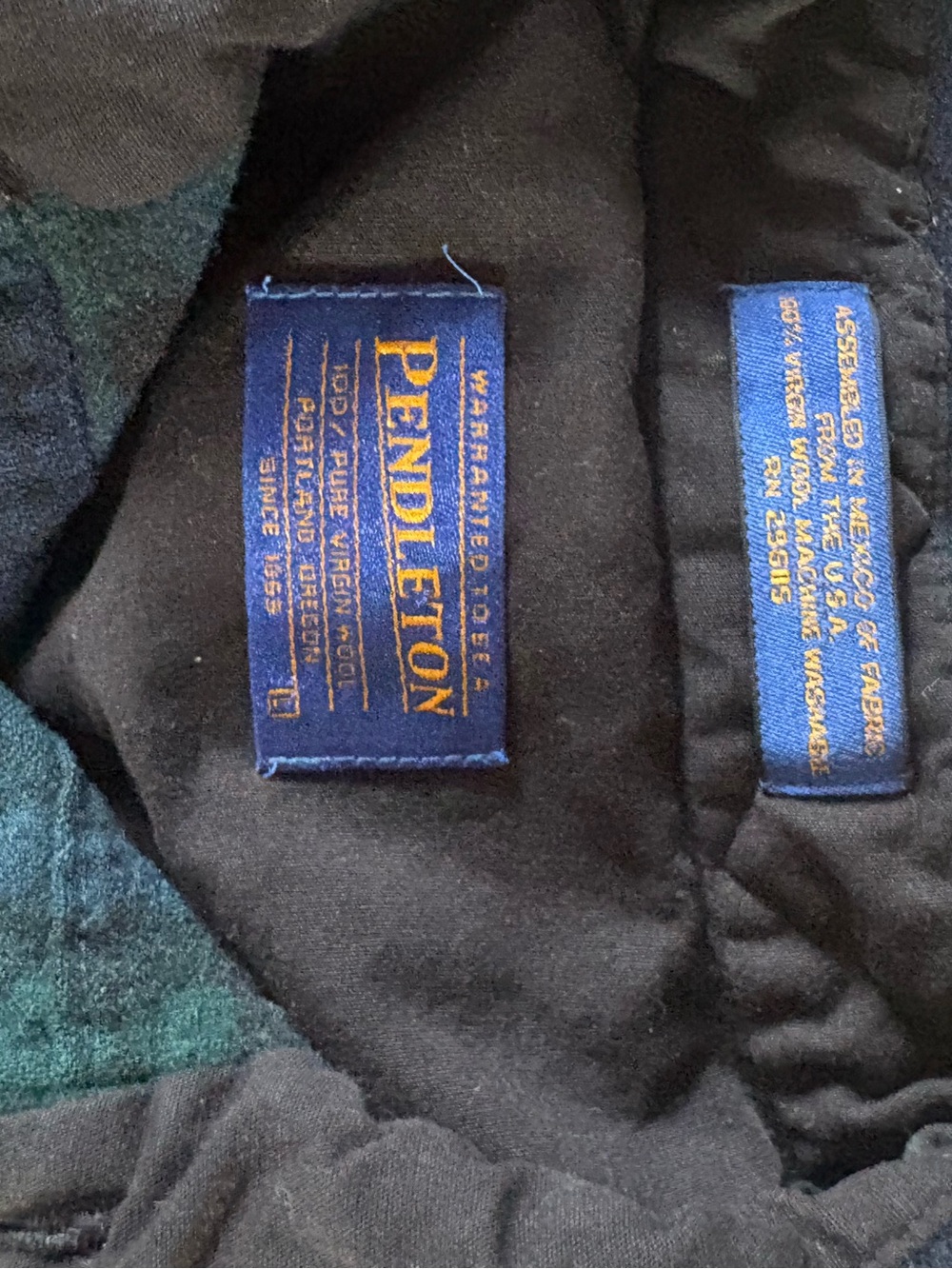 Men’s Pendleton Wool Button Up - Picture 2 of 3